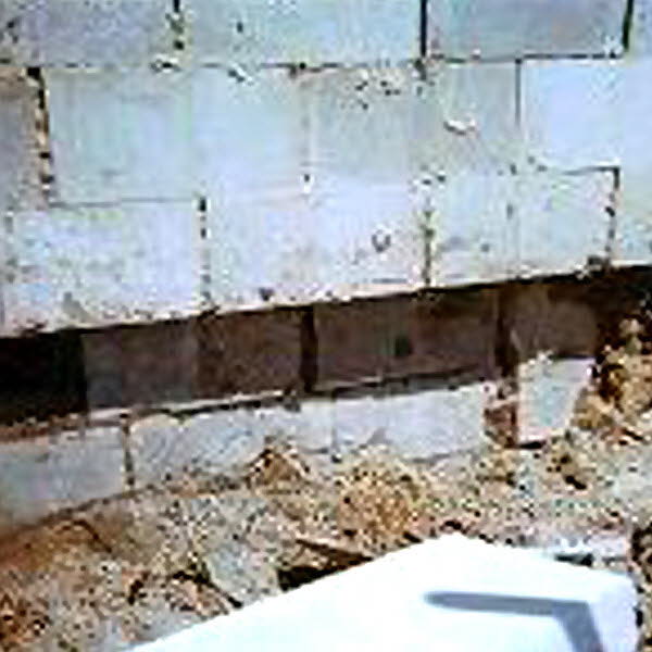 Retaining wall work BEFORE 01